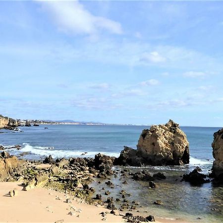 Sunny Apartment Close To The Beach Albufeira Exteriör bild